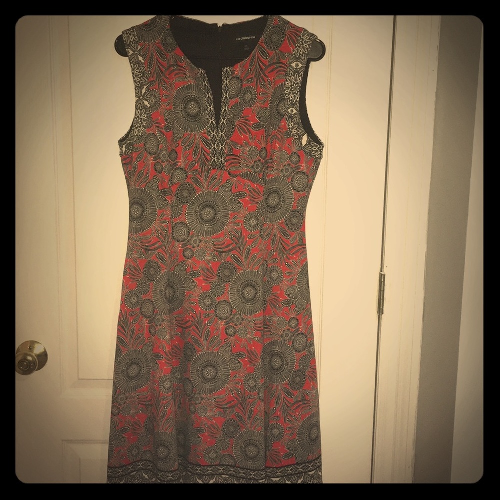 ‼️Awesome ‼️fashionably swirled sleeveless dress